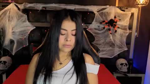 Snapshot of anijoness_ chatting on 10/16/25, 01:39 Ani online show from 10/16/25, 01:39