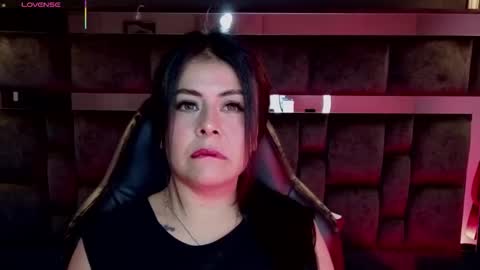 Snapshot of anijoness_ chatting on 11/13/25, 05:17 Ani online show from 11/13/25, 05:17