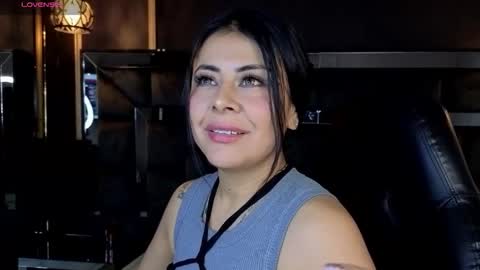 Snapshot of anijoness_ chatting on 11/19/25, 04:34 Ani online show from 11/19/25, 04:34