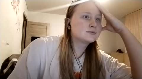 Anika online show from 11/07/25, 02:00