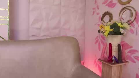 Lauren Anika online show from 01/30/25, 11:44