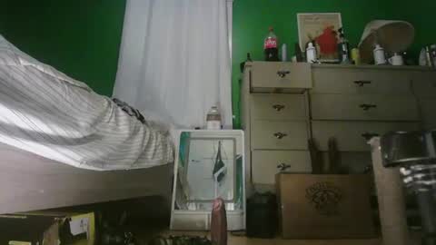 Snapshot of anilyseardor chatting on 06/18/26, 04:24 Ani online show from 06/18/26, 04:24