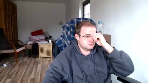 Snapshot of animal_michael chatting on 03/08/26, 09:35 animal_michael online show from 03/08/26, 09:35
