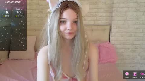 Alica online show from 06/19/26, 02:27
