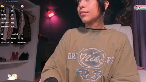 Snapshot of anisahade chatting on 12/16/24, 12:48 Anisahade online show from 12/16/24, 12:48