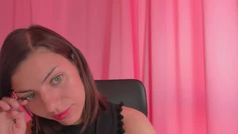 Anni online show from 09/23/25, 05:43