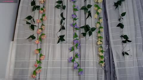 Snapshot of anissa_lee chatting on 01/02/25, 04:30 anissa_lee online show from 01/02/25, 04:30