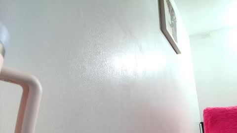 Snapshot of anisston_boods1 chatting on 11/04/25, 08:02 ana independent model online show from 11/04/25, 08:02