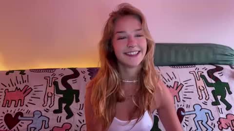 Snapshot of anita__hills chatting on 02/25/25, 12:25 anita__hills online show from 02/25/25, 12:25