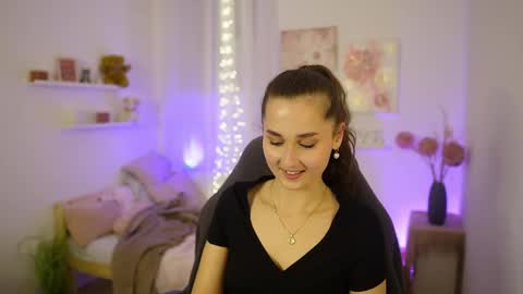 Snapshot of anita_grey_ chatting on 11/02/25, 09:06 Anita Grey online show from 11/02/25, 09:06