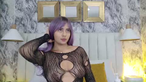 Snapshot of anita_sagegb chatting on 06/24/26, 12:37 Dania Lpez online show from 06/24/26, 12:37