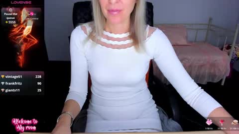 Anita online show from 02/04/25, 10:10