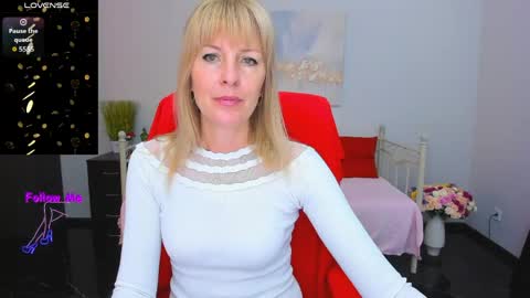 Snapshot of anita_tayson chatting on 04/14/26, 06:19 Anita online show from 04/14/26, 06:19