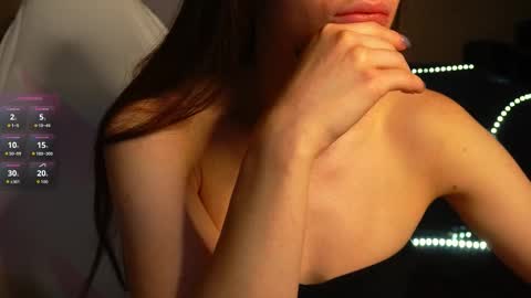 anita_von online show from 09/13/25, 03:39