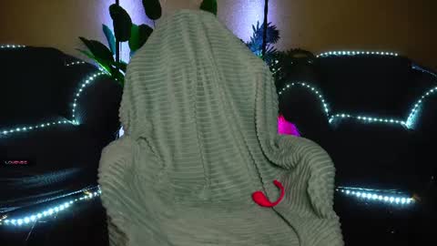 anita_von online show from 07/11/26, 06:38