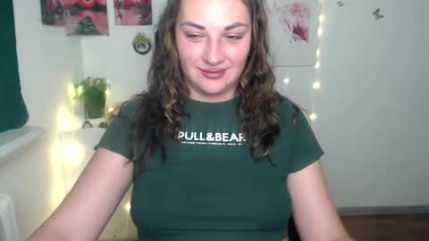 anitaa_a online show from 09/13/25, 06:02