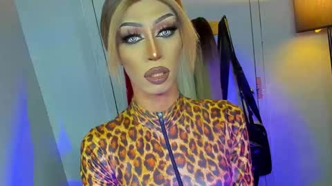 Miss Ann online show from 09/16/25, 05:58