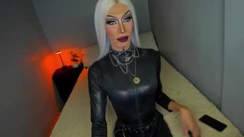 Miss Ann online show from 09/26/25, 10:03