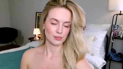 Anita online show from 10/03/25, 12:02