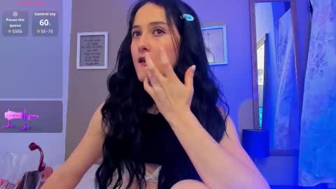 Snapshot of anitafox_ chatting on 01/15/26, 01:32 Anitafoxx online show from 01/15/26, 01:32