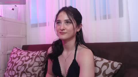 Snapshot of anitafox_ chatting on 05/25/26, 11:11 Anitafoxx online show from 05/25/26, 11:11