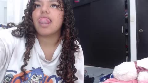 Snapshot of anitta_bell1 chatting on 02/24/25, 01:46 anitta_bell1 online show from 02/24/25, 01:46
