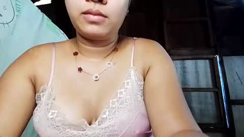 Snapshot of anivia15 chatting on 10/16/25, 12:22 anivia15 online show from 10/16/25, 12:22