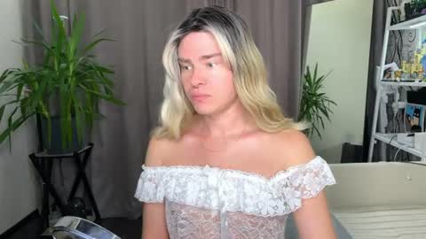 anjalin_sososok online show from 07/22/26, 03:42