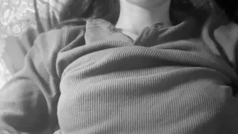 Snapshot of anje_forsexytime chatting on 12/12/24, 06:42 Anje online show from 12/12/24, 06:42