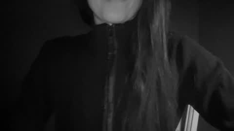 Snapshot of anje_forsexytime chatting on 02/04/25, 08:17 Anje online show from 02/04/25, 08:17