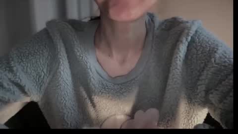 Snapshot of anje_forsexytime chatting on 09/28/25, 06:41 Anje online show from 09/28/25, 06:41