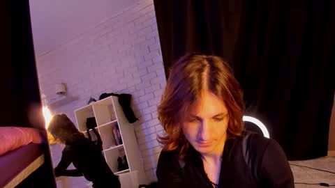 Angel online show from 12/14/25, 06:12