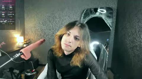 Angel online show from 06/17/26, 07:04