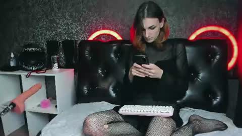 Angel online show from 07/05/26, 04:19