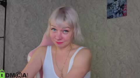 ann_annise online show from 02/12/26, 05:46