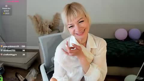 ann_annise online show from 07/05/26, 04:19