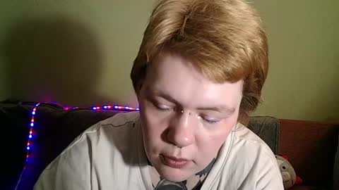 ann_lelala_ online show from 02/18/25, 10:49