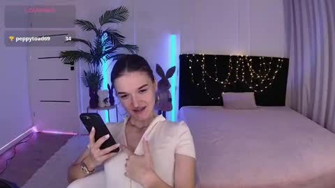 ann_woood online show from 05/08/26, 03:17