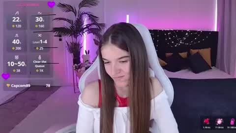 ann_woood online show from 06/26/26, 03:16