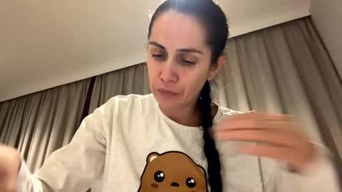 Anna online show from 11/09/25, 08:07