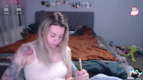 Anadirectgirl online show from 11/15/25, 07:21