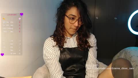 Anna online show from 03/11/25, 06:41