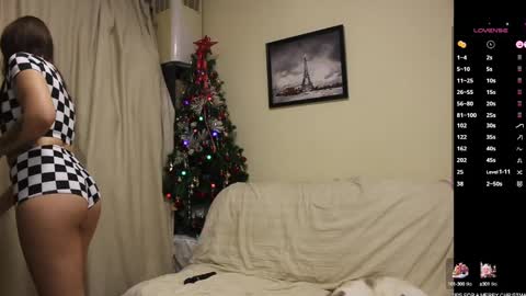 Snapshot of anna_from_heaven chatting on 12/22/24, 05:21 Anna online show from 12/22/24, 05:21
