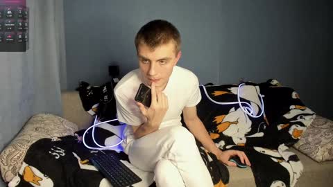 Snapshot of anna_jason chatting on 12/13/24, 09:52 Fansly Jason sweet ass online show from 12/13/24, 09:52