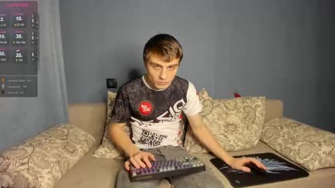 Snapshot of anna_jason chatting on 02/13/25, 04:50 Fansly Jason sweet ass online show from 02/13/25, 04:50