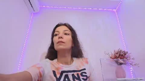 Anna online show from 06/25/26, 06:29