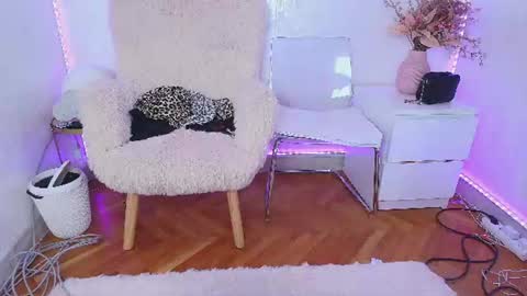 Anna online show from 07/09/26, 06:01