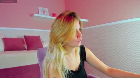 Anna online show from 12/02/24, 01:03