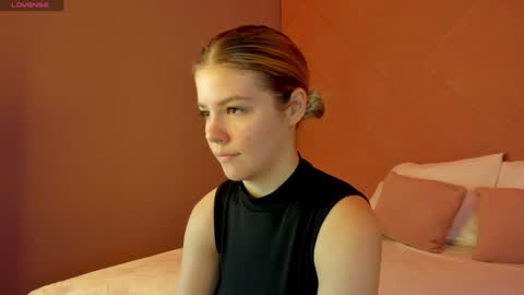 Anna online show from 12/04/24, 01:03