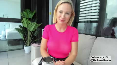Anna online show from 02/13/25, 04:22